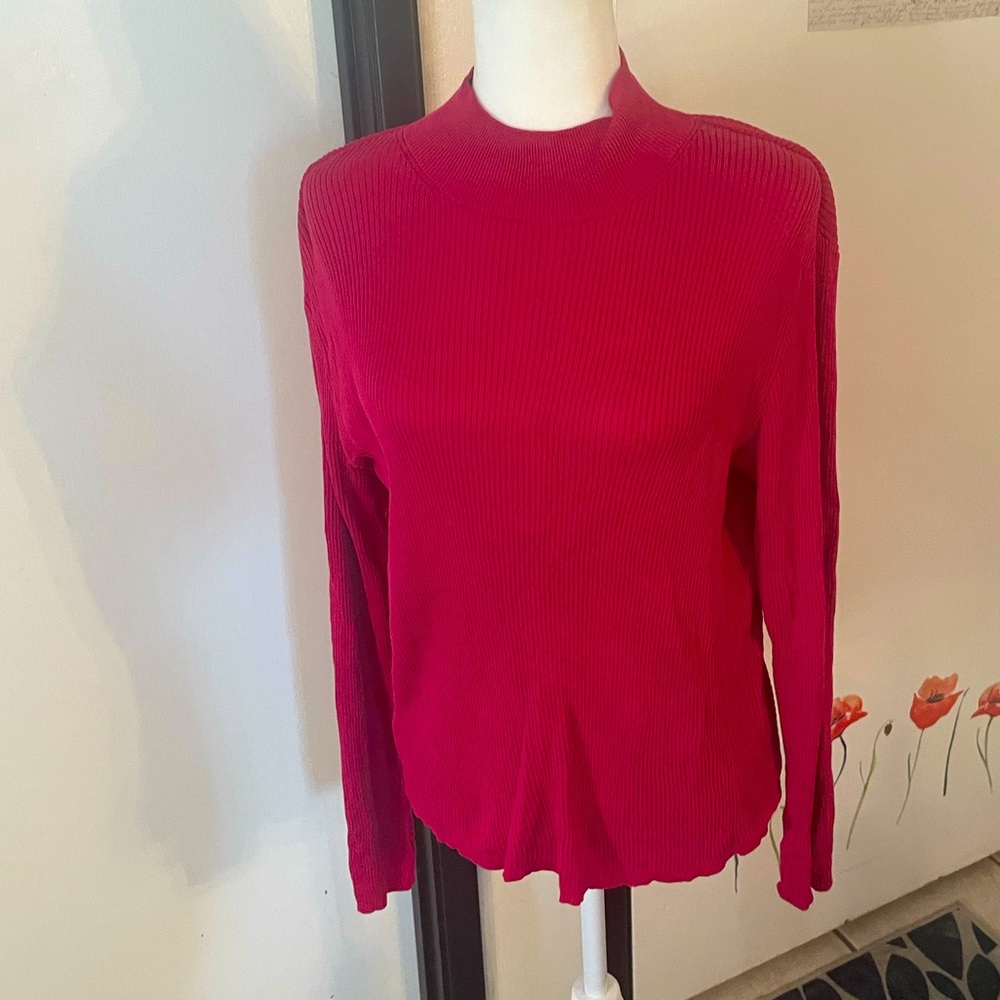 Magenta ribbed long sleeve mock turtle neck